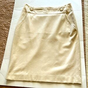 Banana Republic Size 4 Cream Skirt